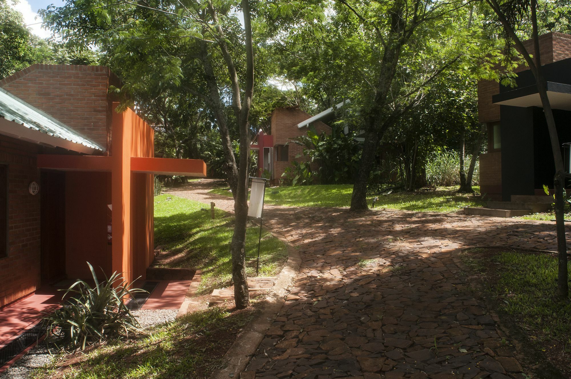 Raices Amambai Lodges プエルト・イグアス エクステリア 写真